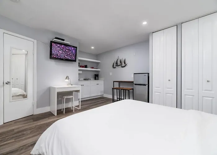 Shell On The Beach 104 - Renovated
